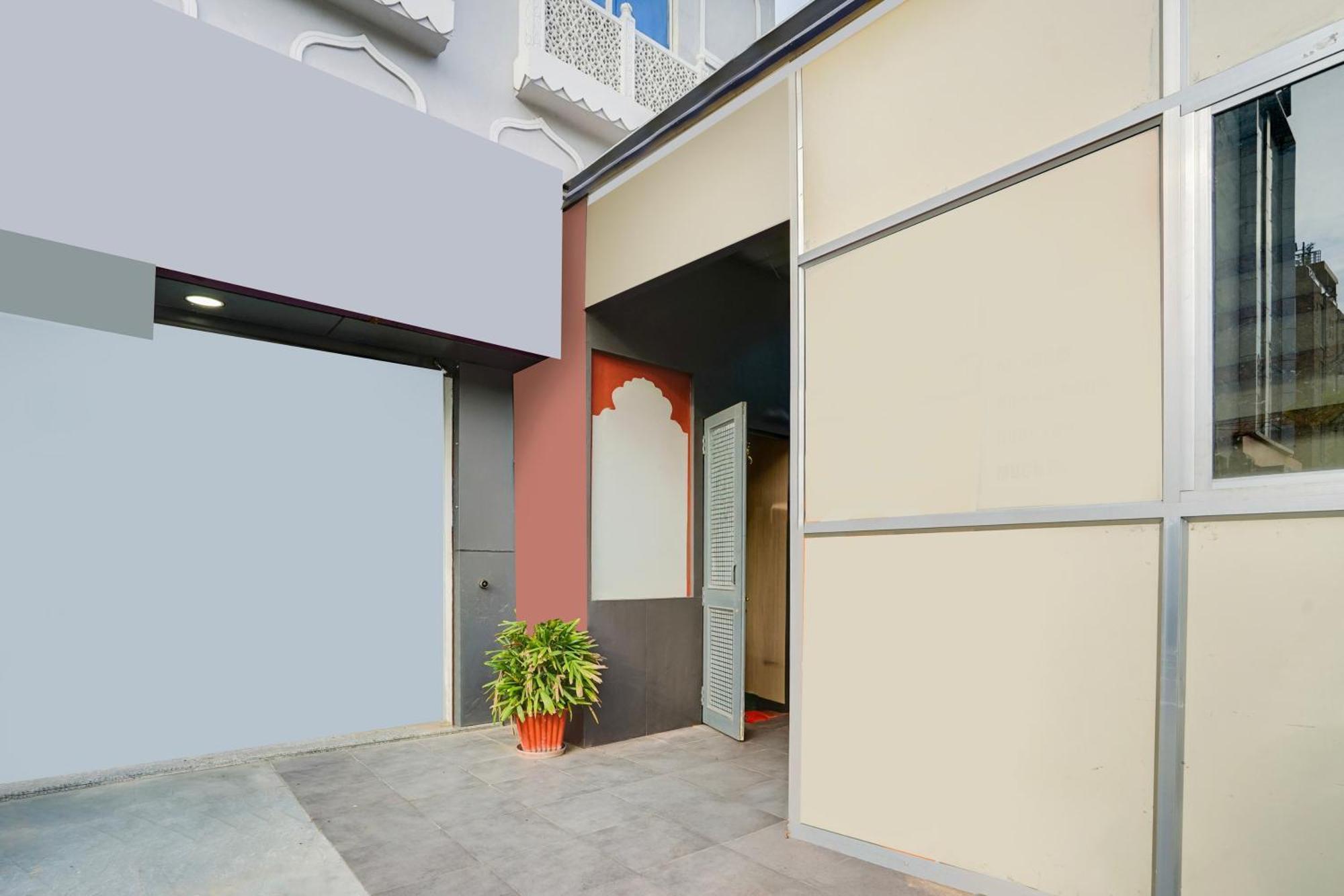 Super Hotel O Jln Marg Malviya Nagar Formerly Hotel Braj Haveli Jaipur Dış mekan fotoğraf