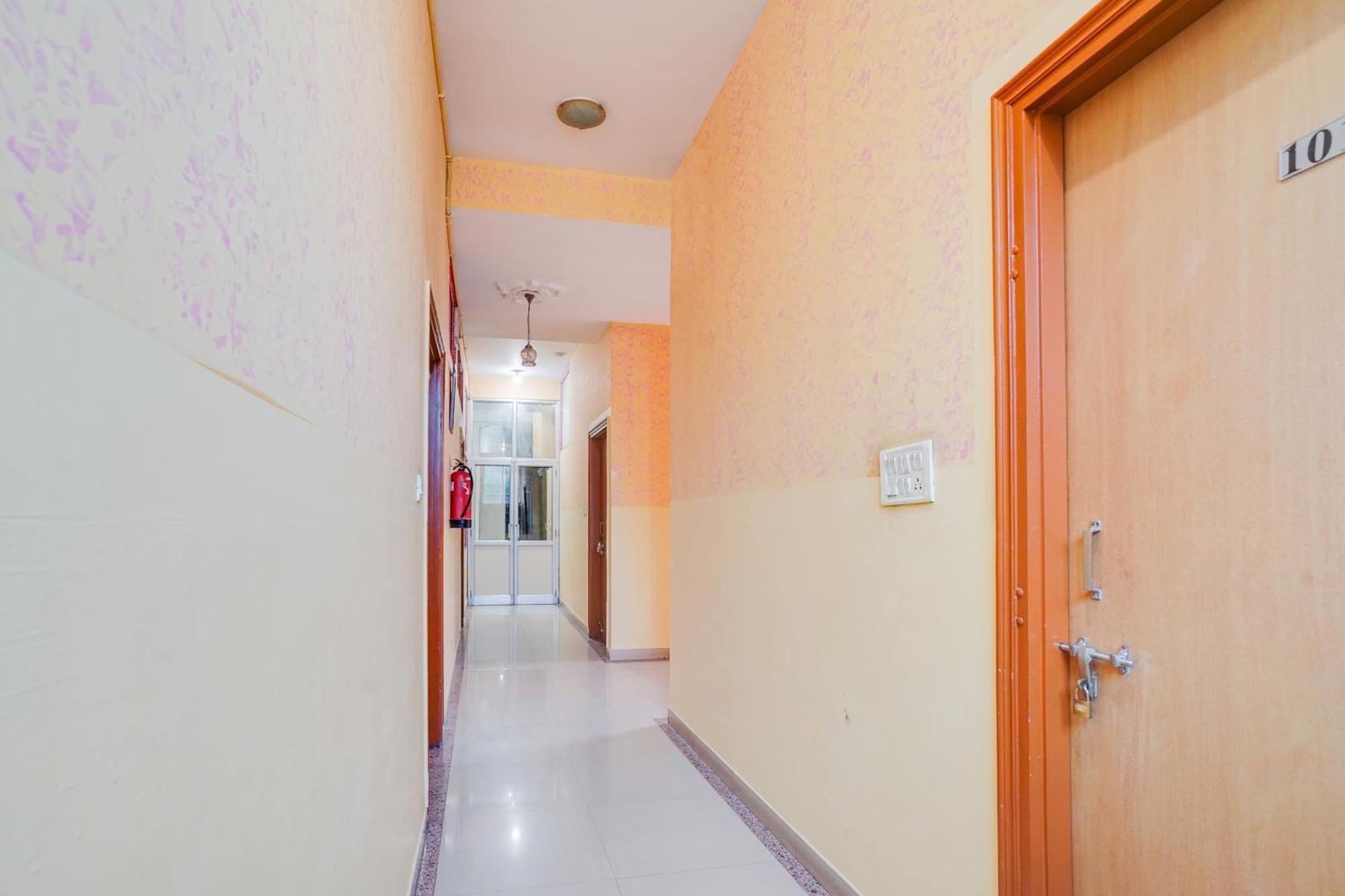 Super Hotel O Jln Marg Malviya Nagar Formerly Hotel Braj Haveli Jaipur Dış mekan fotoğraf