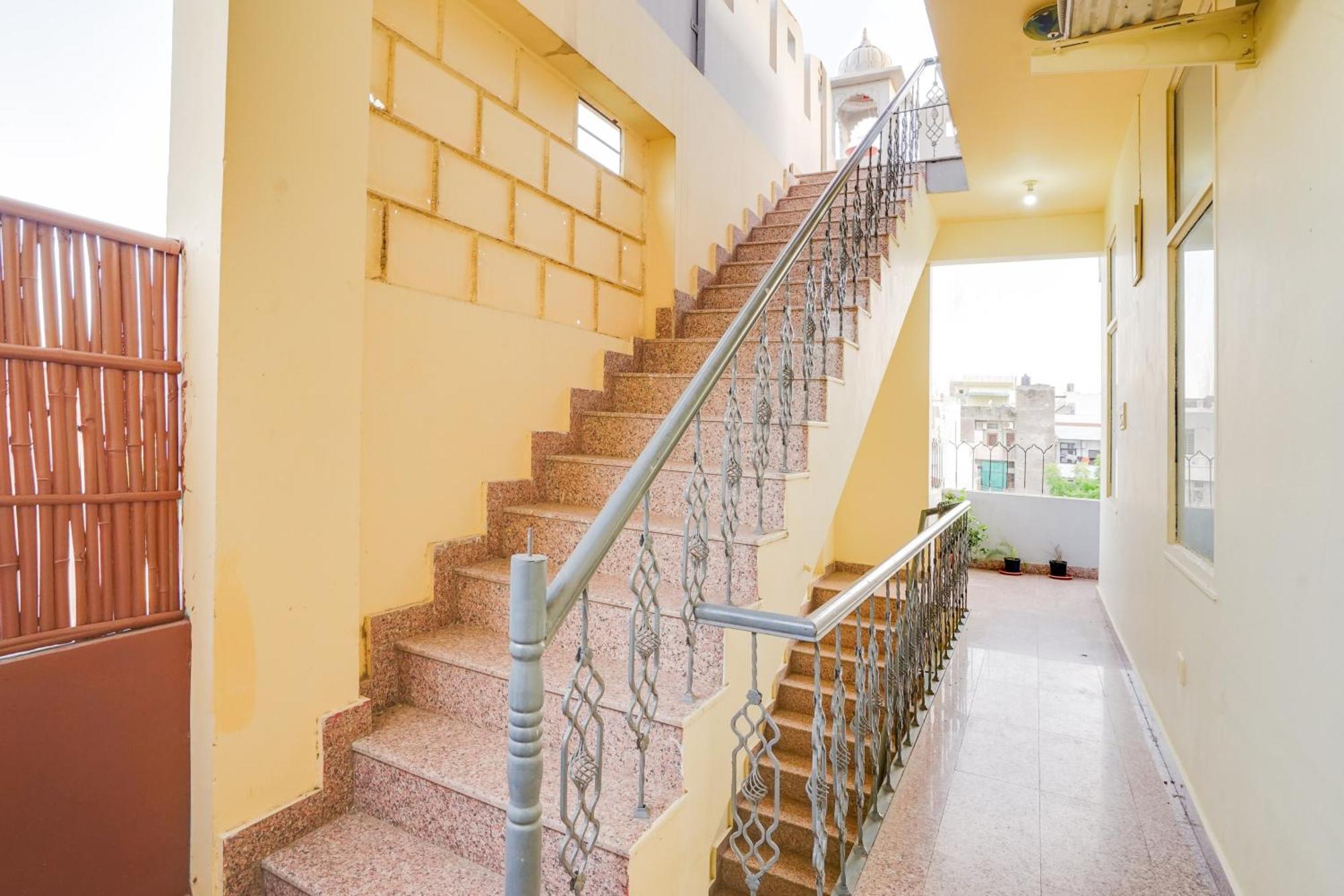 Super Hotel O Jln Marg Malviya Nagar Formerly Hotel Braj Haveli Jaipur Dış mekan fotoğraf